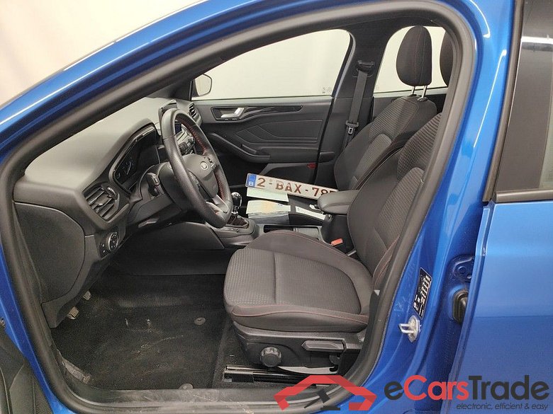 Ford Focus 1.0i EcoBoost MHEV 92kW ST-Line 5d #3
