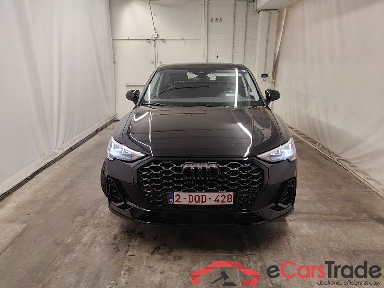 Audi Q3 Sportback 45 TFSI e S tronic S Line 5d #5
