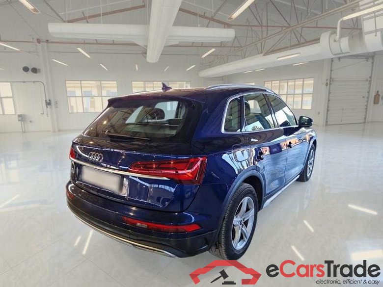 AUDI Q5 / 2020 / 5P / SUV 35 TDI BUSINESS ADVANCED S TRONIC #2