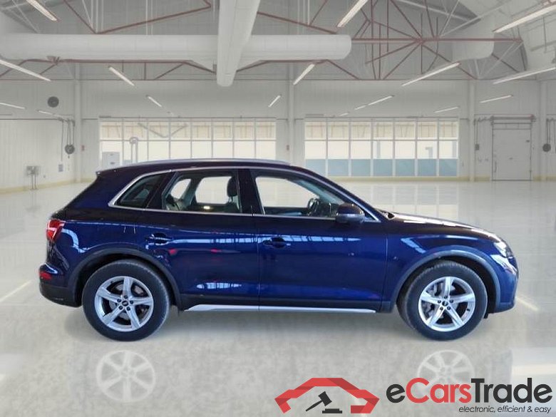 AUDI Q5 / 2020 / 5P / SUV 35 TDI BUSINESS ADVANCED S TRONIC #6