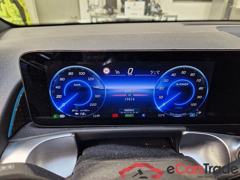 Mercedes-Benz EQB Line EQB 250+ #6