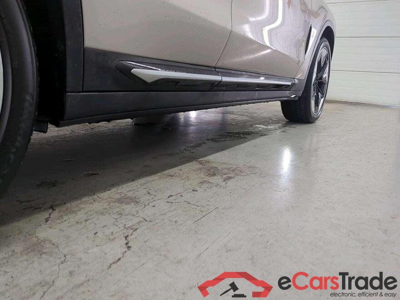 BMW iX3 High Executive #4