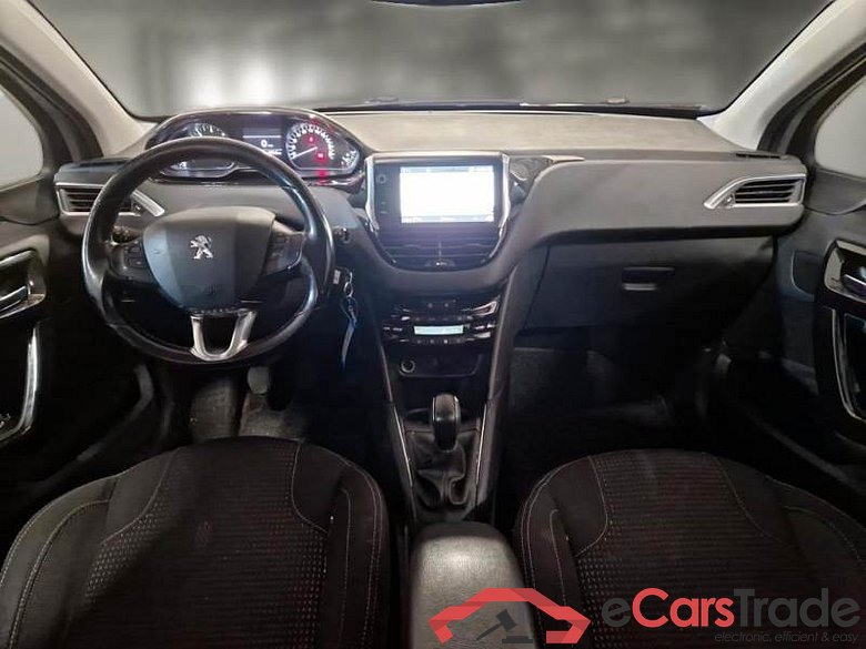 PEUGEOT 208 / 2015 / 5P / BERLINA ALLURE BLUEHDI 75CV #3