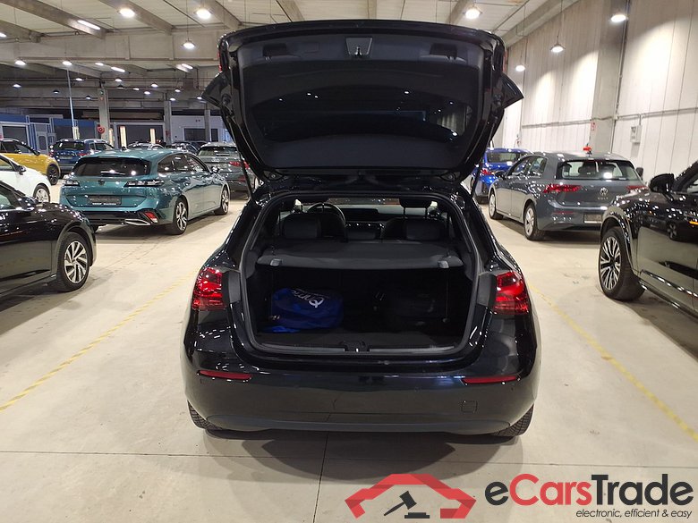MERCEDES-BENZ A-CLASS 1.3 A 250 E BUSINESS LINE DCT #3