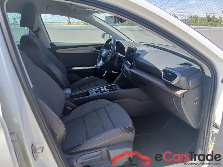 SEAT Nuevo León / 2020 / 5P / familiar SP 1.4 e-Hybrid DSG S&S Xcellence Go L #6