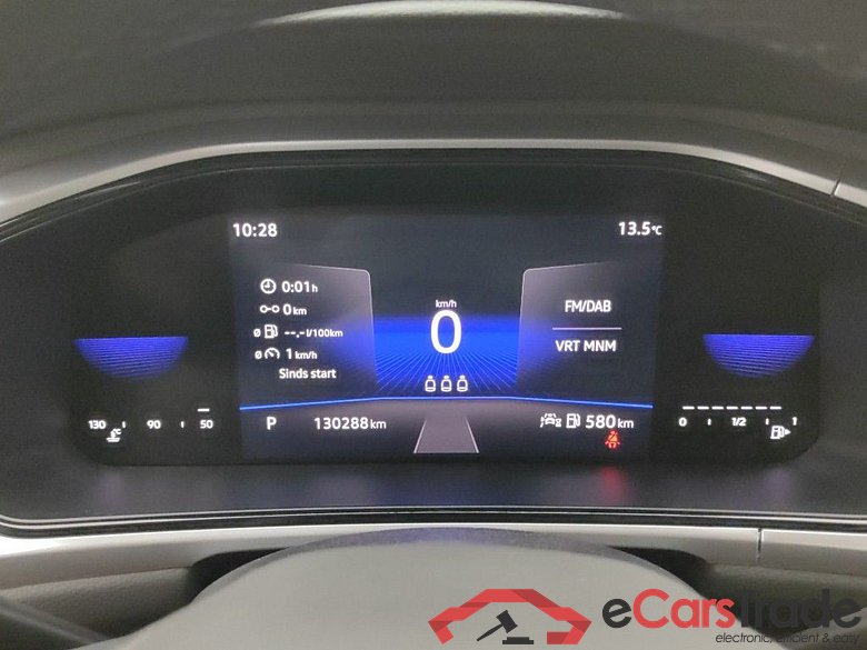 Volkswagen T-Roc 1.5 TSI Life DSG 5d #6