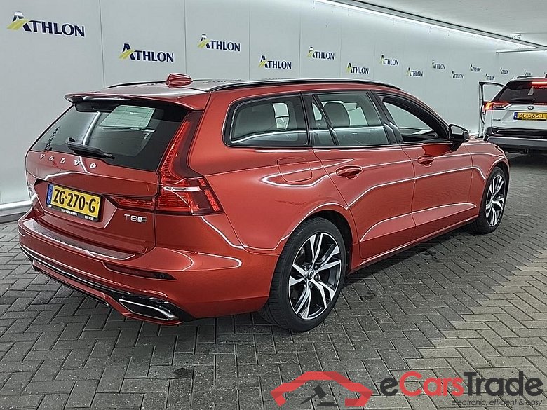 VOLVO V60 T8 Twin Engine AWD Geartrnic R-Design 5D 288kW #3