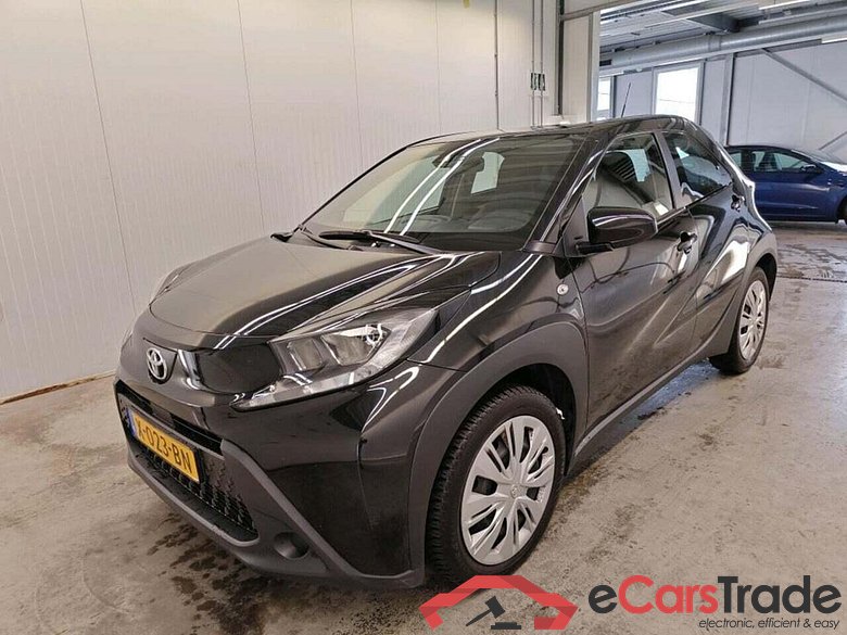 TOYOTA Aygo X 1.0 VVT-i MT Play