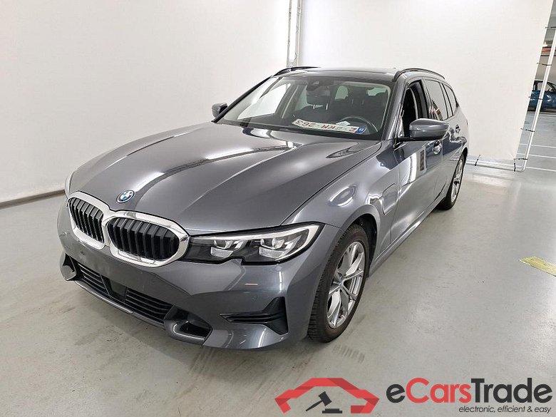 BMW 320e Plug-In Hybrid Aut. LED-Xenon LC-Pro Navi Hi-Fi 1/2 Sport-Leather KeylessGo Camera Klima PDC ...