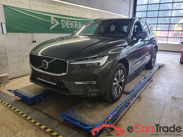 Volvo XC60 (03.2017->) DE - SUV5 B4 (Benzin) 2WD EU6d, Momentum Pro Mild-Hybrid, (Facelift) 2021 - 2022