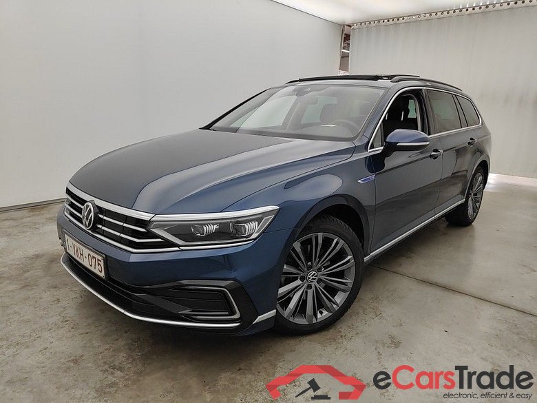 Volkswagen Passat Variant 1.4 TSI DSG6 GTE Business 5d