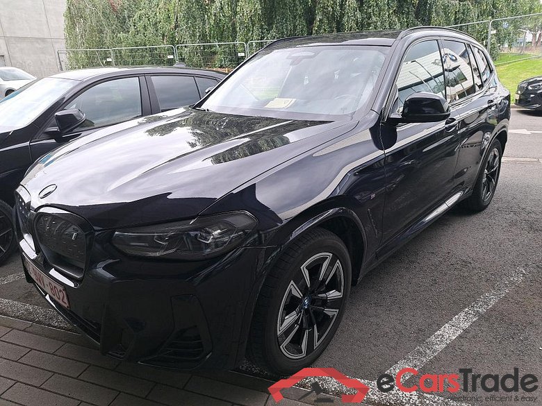 BMW IX3 80KWH AUTO