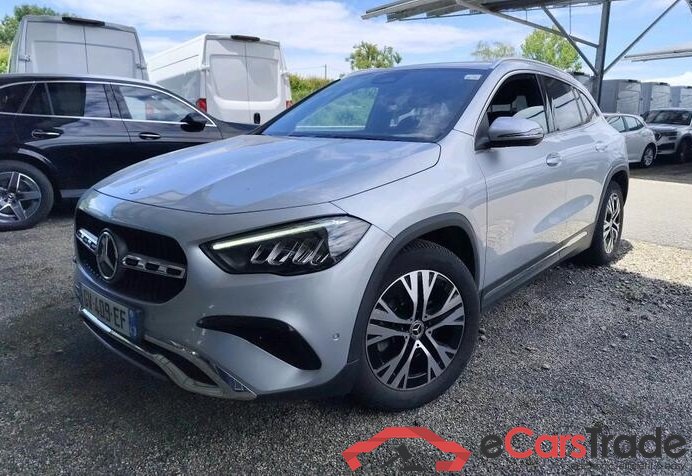 Mercedes GLA 200d Facelift Aut. LED Widescreen Navi 1/2 Sport-Leather KeylessGo Camera Klima PDC ...
