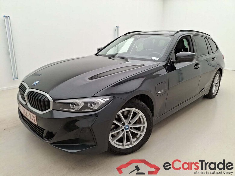 BMW 3-SERIE TOURING 320E AUT