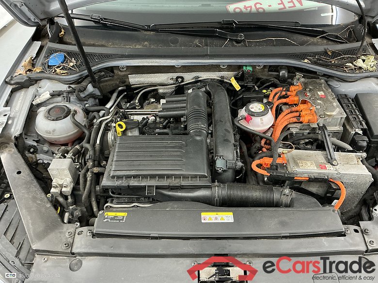 VOLKSWAGEN PASSAT 1.4 TSI GTE BUSINESS DSG #6
