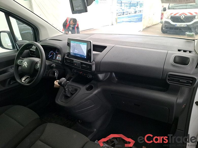CITROEN Berlingo / 2018 / 4P / Fourgonnette M 1000kg PureTech 110 BVM6 Driver (Ex 732S) #5