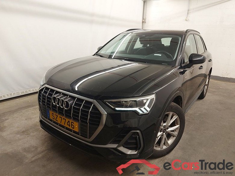 AUDI Q3 DIESEL - 2020 40 TDi 200hp Quattro S line S tronic 5d #1