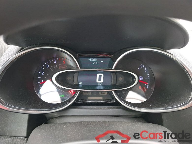 Clio IV Air MediaNav 1.5 dCi 75CV BVM5 E6 #6