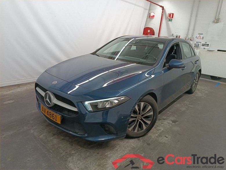 MERCEDES CLASSE A DIESEL (W177) A 180 d 116 Business Solution Essential 5d #1