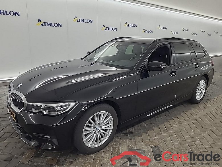 BMW 3-serie Touring 318i Business Edition 5D 115kW #1