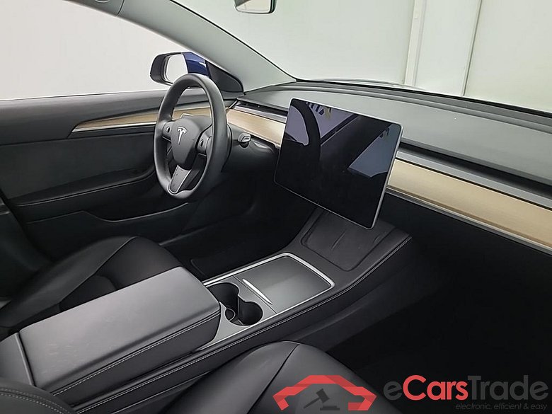Tesla Model 3 Long Range Dual Motor AWD 4D 350kW #6