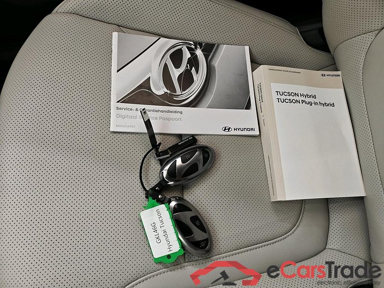 Hyundai Tucson 1.6 T-GDI HEV Premium Automaat 5d #4