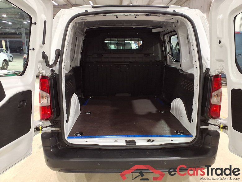 CITROAu2039N BERLINGO 1.2 PURETECH 110 S-S M LIGHT CLUB #3
