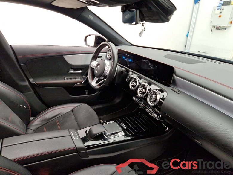 MERCEDES-BENZ CLA 180D BUSINESS SOL. AMG  AUT. #3