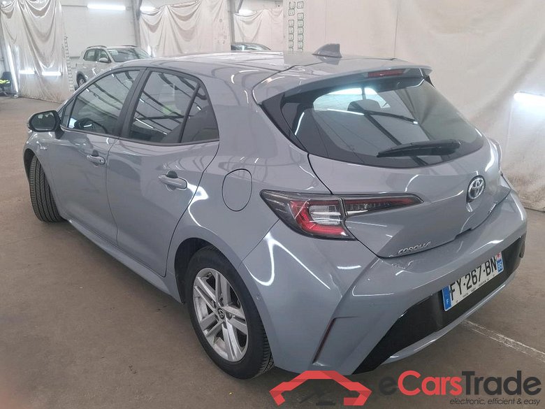 TOYOTA Corolla / 2018 / 5P / Berline Hybride 122h Dynamic Business Stage Acad #2