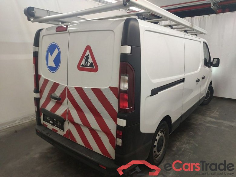Renault Trafic L2H1 dCi 120 Grand Confort 2.9T 4d #2