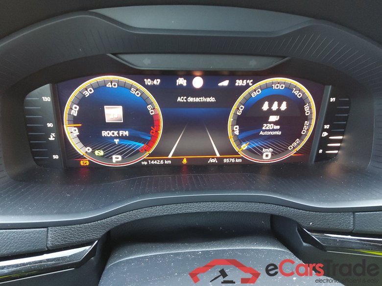 SKODA Karoq 1.5 TSI 110 kW (150 CV) DSG 7 vel. Sportline(Winterpack) #4