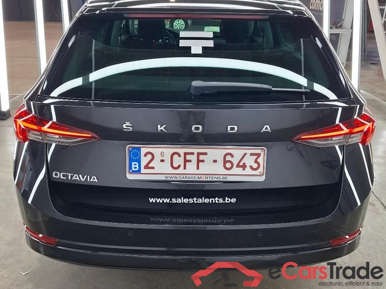 Skoda Octavia 2.0 CRTDI Ambition LED Virtual Navi KeylessGo Klima PDC ... #6