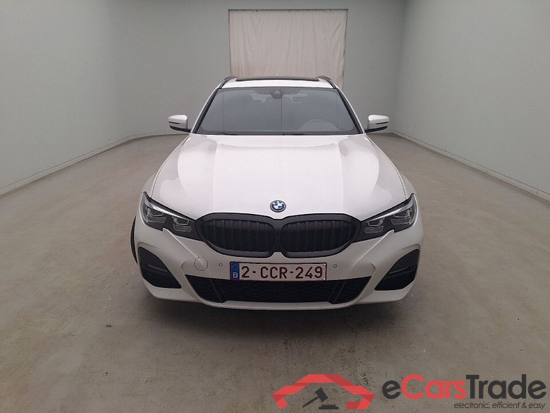 BMW, 3-serie T FL'22 PHEV, BMW 3 Reeks Touring 320e (150 kW) 5d ///M-Sportkit