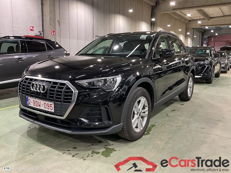 AUDI Q3 1.4 45 TFSI E S TRONIC