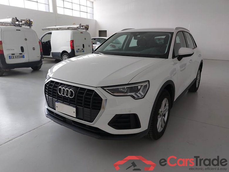 AUDI Q3 / 2018 / 5P / SUV 35 TDI S TRONIC BUSINESS