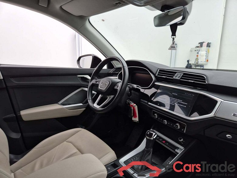 AUDI Q3 35 TFSI BUSINESS ED. S-TRONIC #3