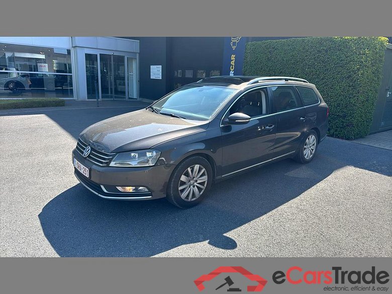 VOLKSWAGEN Passat Variant Dsl Passat SW 2.0 CR TDi Comfortline BMT DSG
