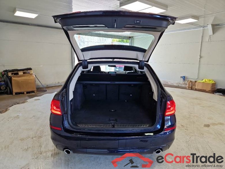 BMW SERIE 5 / 2016 / 5P / STATION WAGON 520D AUT BUSINESS TOURING #5