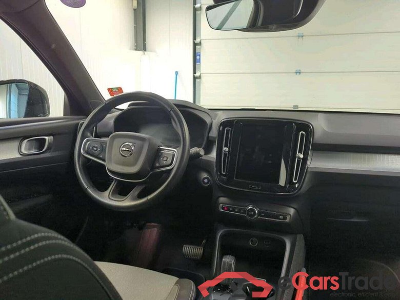 VOLVO XC40 1.5 T4 Rech RDesExpr #3