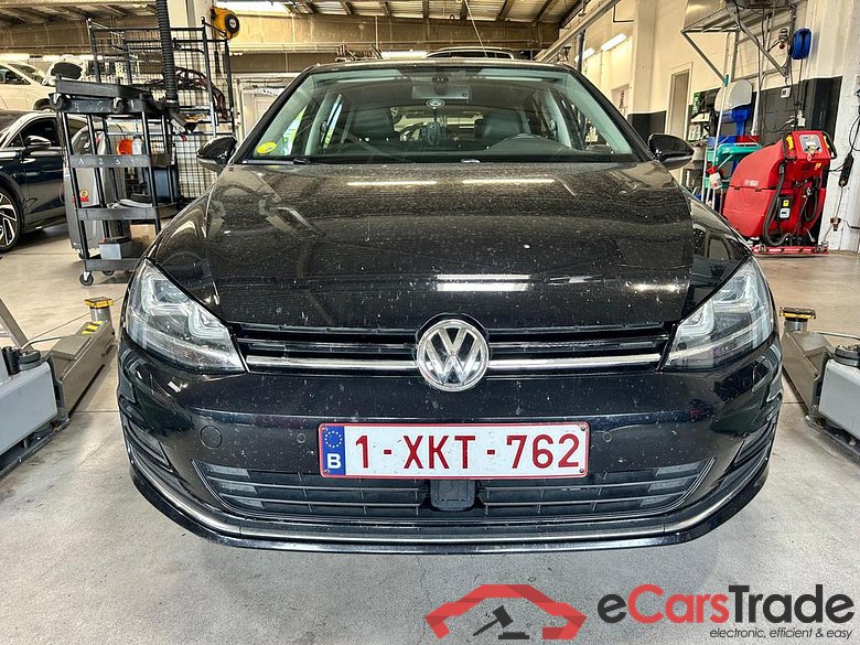 VOLKSWAGEN Golf VII Golf  Highline 1.6 TDI BlueMotion Technology 77 kW (105 ch) 5 vitesses manuel #3