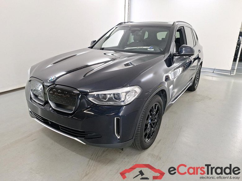 BMW IX3 80KWH AUTO