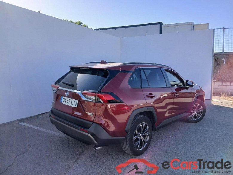 TOYOTA Rav4 / 2018 / 5P / todoterreno 2.5l 220H Advance 4WD #2
