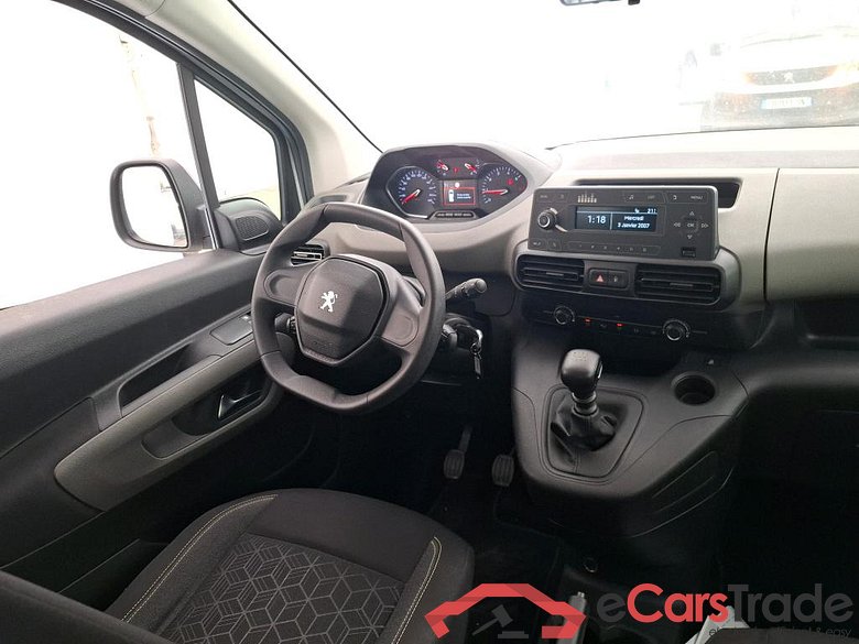 Rifter Active L1 1.2 PureTech 110 CV #5