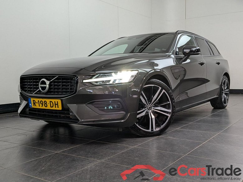 VOLVO V60 2.0 B3 Mom. Adv.