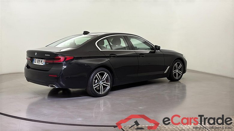 BMW Série 5 / 2020 / 4P / Berline 520i 184ch Business Design BVA8 #5